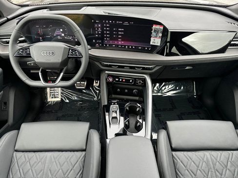 New 2025 Audi SQ5 Premium Plus image 12