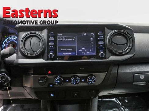 Used 2022 Toyota Tacoma SR w/ SR Convenience Package image 12