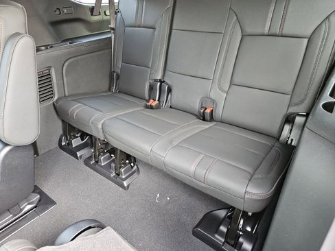 New 2026 Chevrolet Suburban RST AWD/4WD image 29
