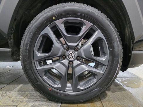 Used 2024 Toyota RAV4 Adventure image 25