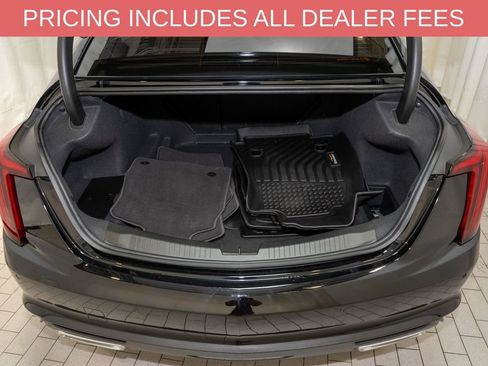 Used 2025 Cadillac CT5 Premium Luxury RWD image 5