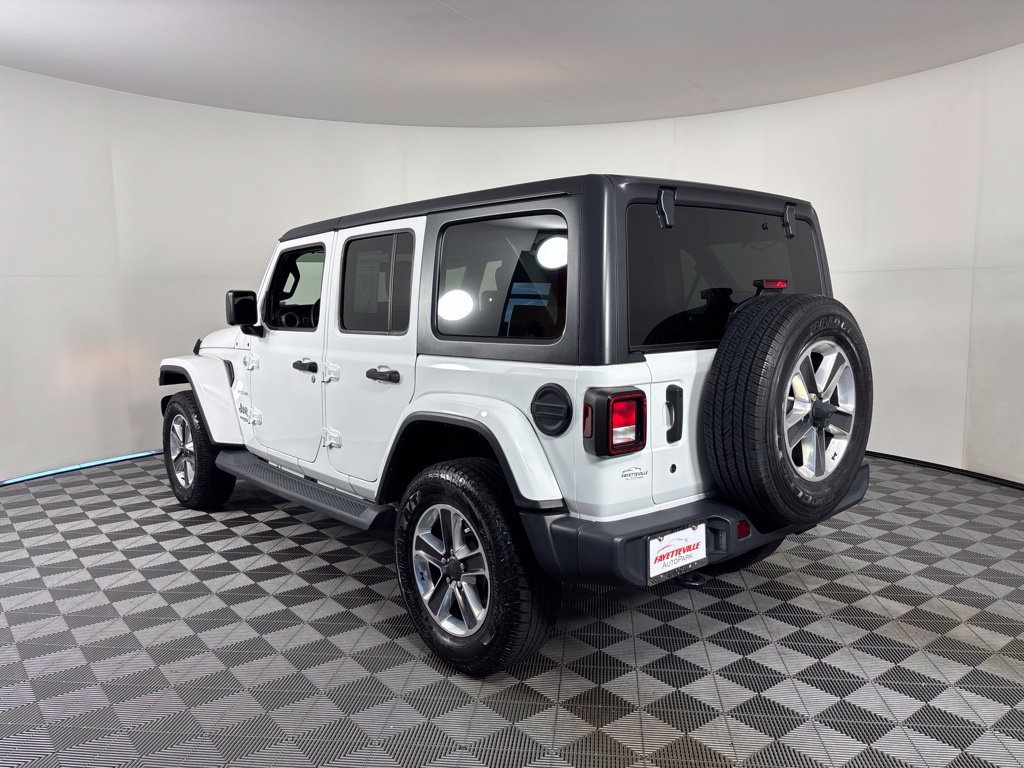 Used 2019 Jeep Wrangler Unlimited Sahara AWD/4WD image 13