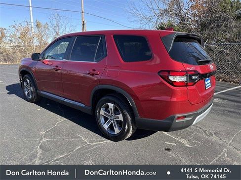 Used 2025 Honda Pilot EX-L image 9