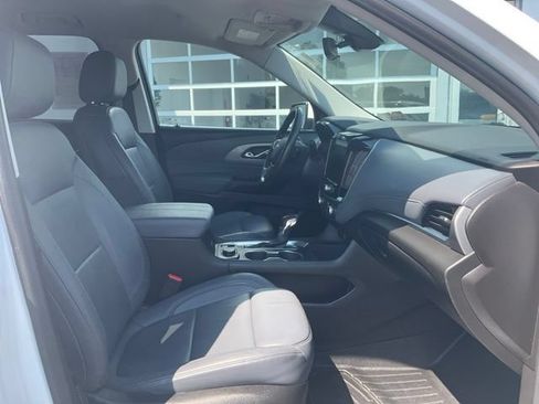 Used 2021 Chevrolet Traverse LT AWD/4WD image 10