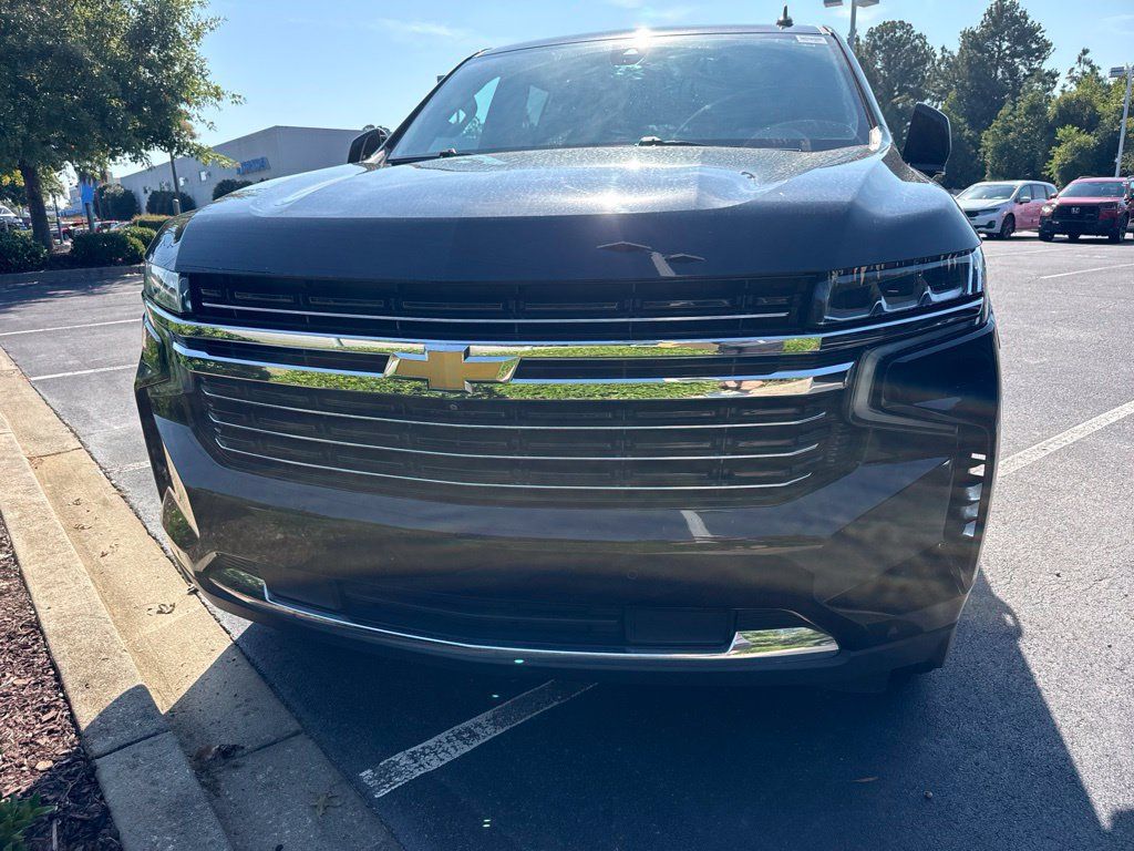 Used 2021 Chevrolet Tahoe LT w/ LT Signature Package RWD image 10