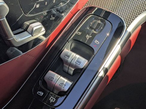 Used 2022 Mercedes-Benz S 580 4MATIC Sedan image 9