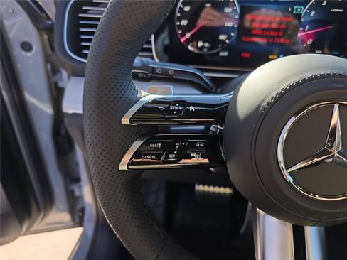 Used 2026 Mercedes-Benz GLE 450 4MATIC image 33