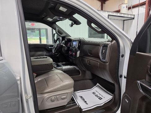 Used 2020 Chevrolet Silverado 3500 LTZ w/ LTZ Plus Package image 26