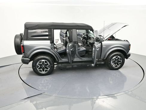 Used 2022 Ford Bronco Outer Banks image 25