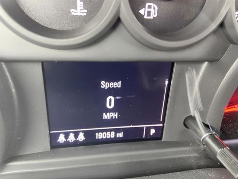 Used 2024 Chevrolet Silverado 1500 Custom image 5