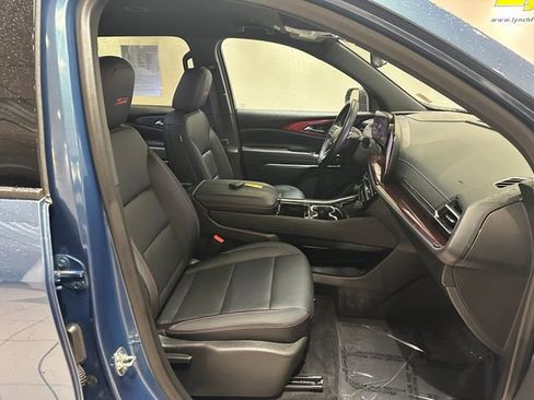 Used 2025 Chevrolet Traverse Z71 w/ Driver Confidence Package AWD/4WD image 6