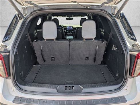 Used 2022 Ford Explorer ST w/ ST Street Pack RWD image 6