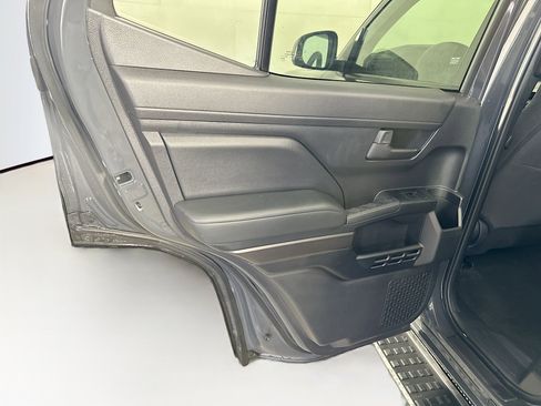 Used 2025 Toyota 4Runner SR5 image 27