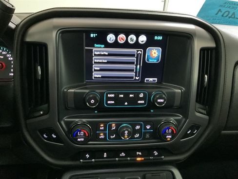 Used 2018 GMC Sierra 1500 SLT AWD/4WD image 36