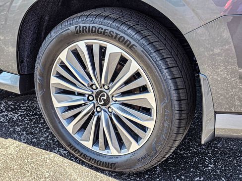 New 2026 INFINITI QX80 Luxe w/ Cargo Package image 4