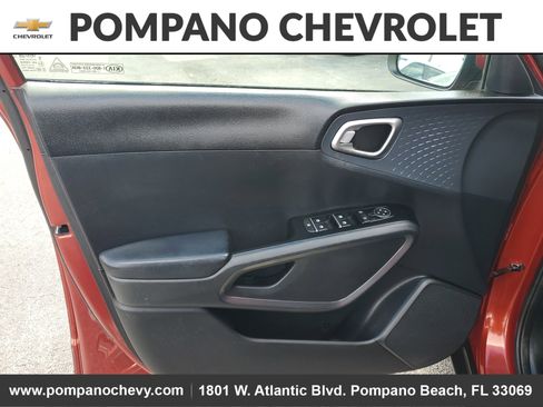 Used 2021 Kia Soul S image 14