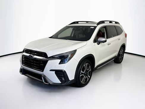 Used 2023 Subaru Ascent Touring AWD/4WD image 1