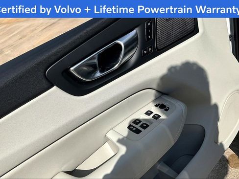 Used 2026 Volvo XC60 B5 Ultra w/ Protection Package Premier image 29