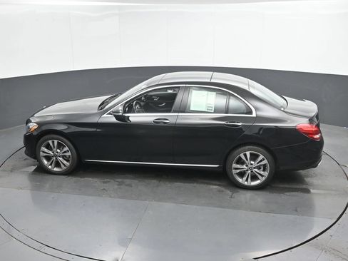 Used 2018 Mercedes-Benz C 300 4MATIC Sedan image 38