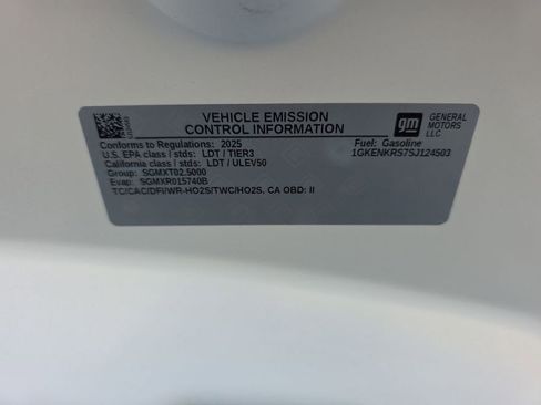 Used 2025 GMC Acadia Elevation image 36