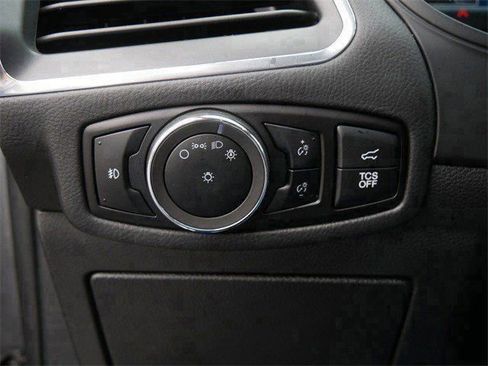 Used 2024 Ford Edge Titanium AWD/4WD image 23