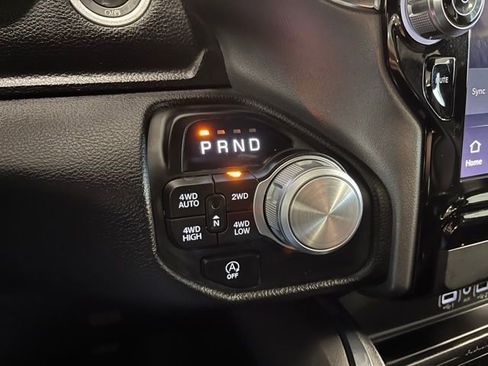 Used 2025 RAM 1500 Laramie image 25