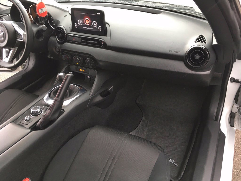 Used 2019 MAZDA MX-5 Miata Sport RWD image 27