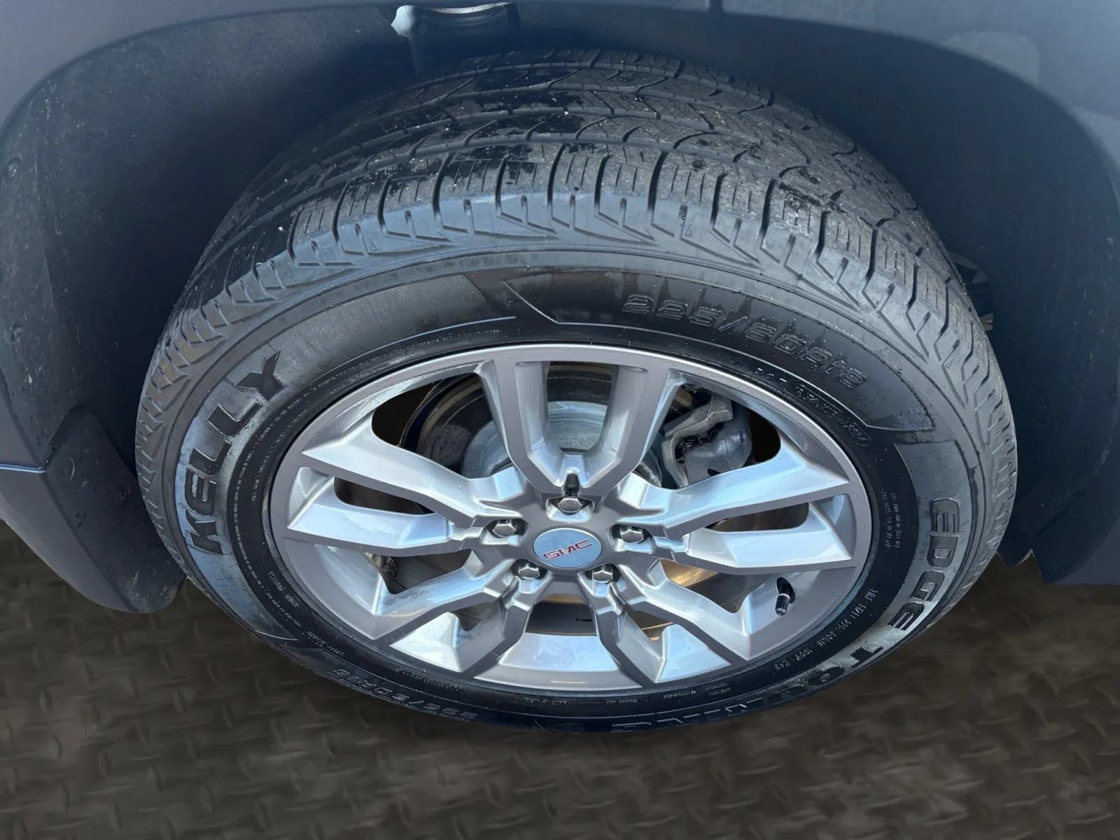 Used 2022 GMC Terrain SLT w/ LPO, Floor Liner Package AWD/4WD image 40