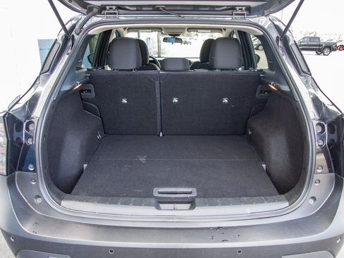 Used 2026 Nissan Kicks SV FWD image 28