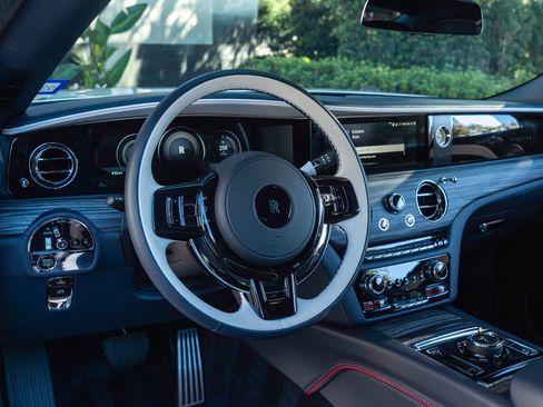 Used 2024 Rolls-Royce Spectre w/ Spectre Launch Package AWD/4WD image 23