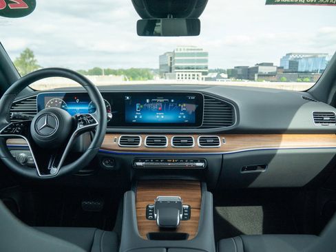 Certified 2026 Mercedes-Benz GLE 350 4MATIC image 19