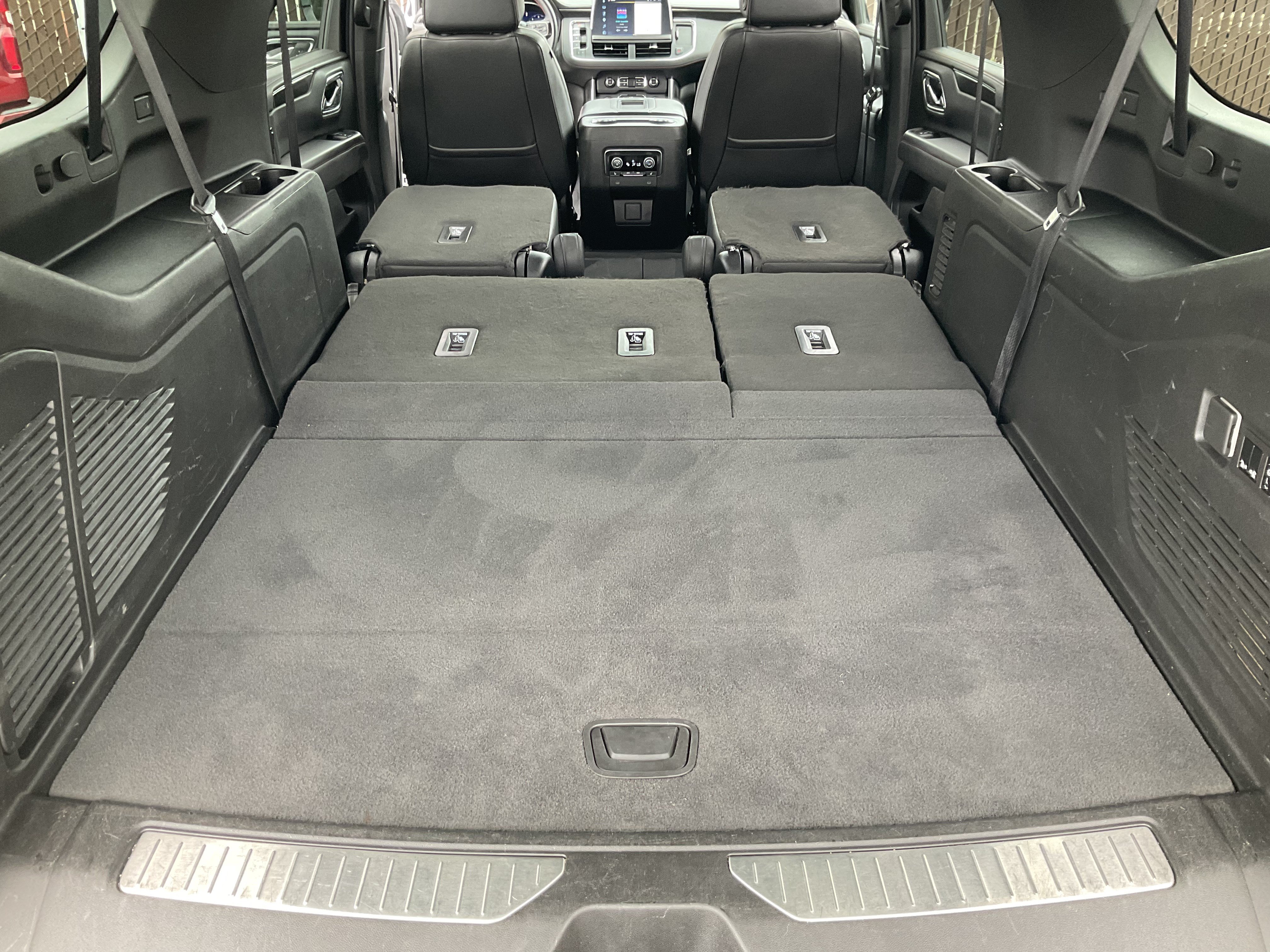 Used 2023 Chevrolet Suburban RST w/ Luxury Package AWD/4WD image 50
