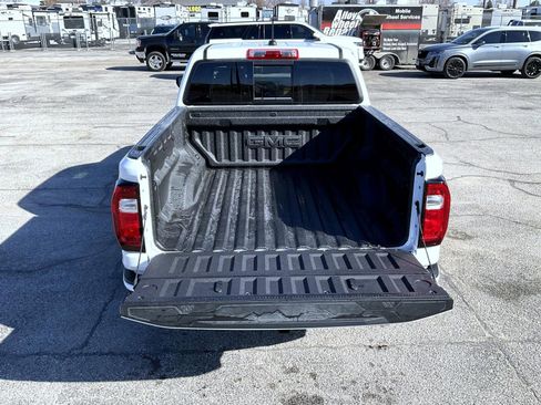 New 2026 GMC Canyon Denali image 21