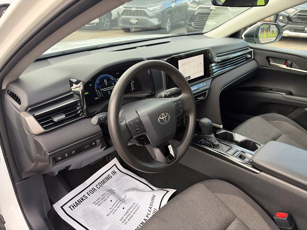 Used 2025 Toyota Camry LE FWD image 22