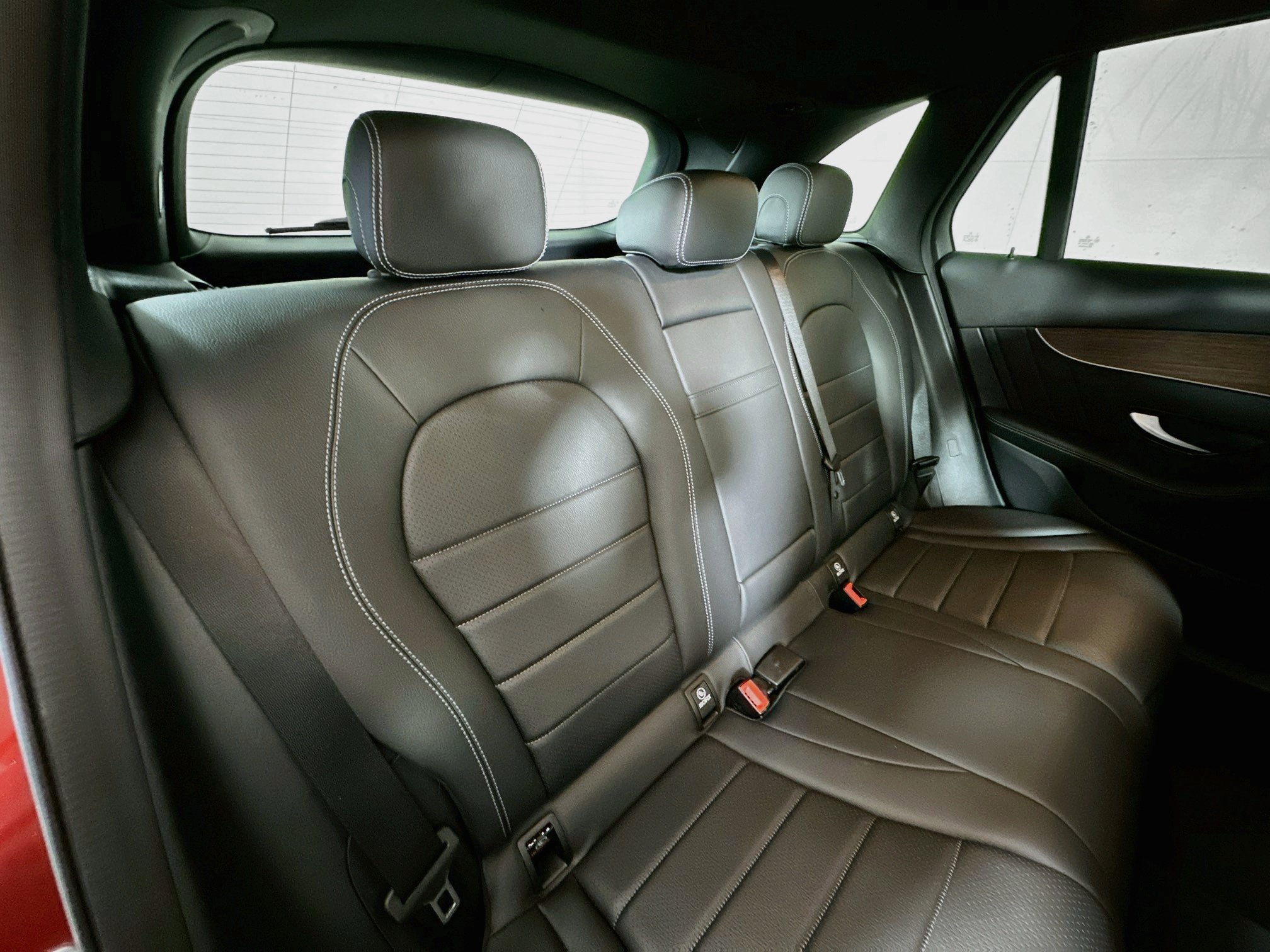 Used 2022 Mercedes-Benz GLC 300 4MATIC image 25