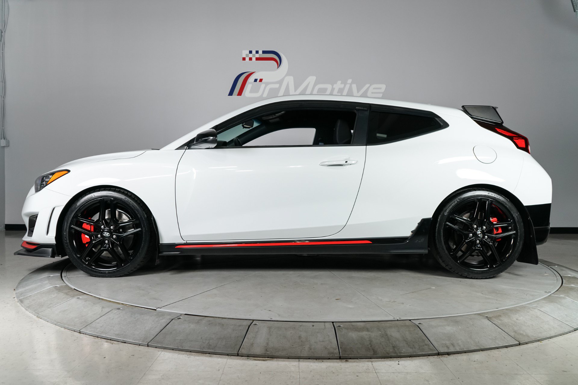 Used 2020 Hyundai Veloster N w/ Performance Package FWD image 3