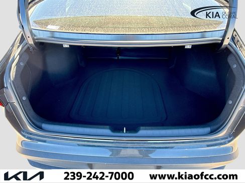 New 2025 Kia K4 EX image 12