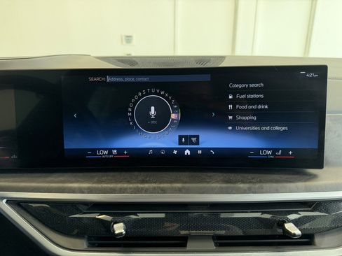 Used 2024 BMW X5 xDrive40i w/ M Sport Package image 23