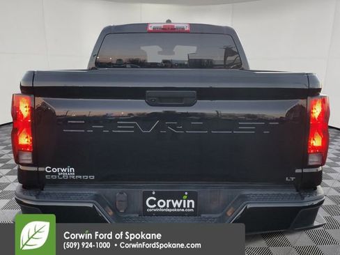 Used 2024 Chevrolet Colorado LT image 16