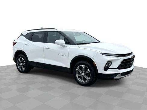 Certified 2024 Chevrolet Blazer LT w/ Convenience Package FWD image 1