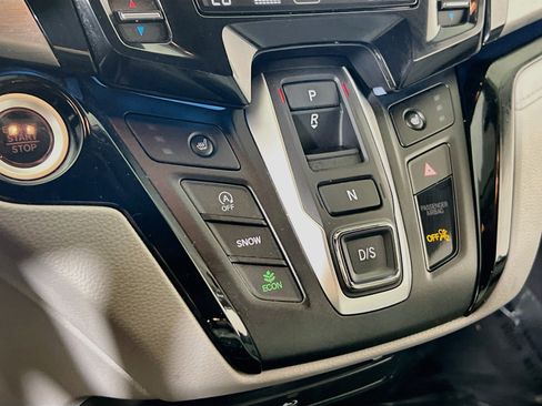 Used 2023 Honda Odyssey Touring image 17