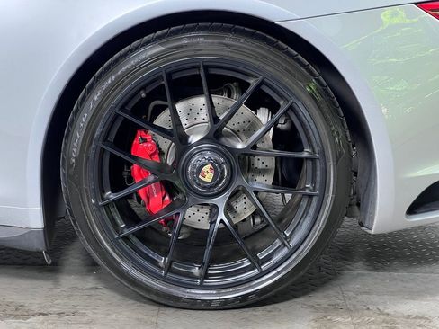 Certified 2019 Porsche 911 Targa 4 GTS AWD/4WD image 17