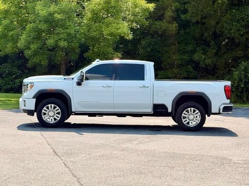 Used 2021 GMC Sierra 2500 Denali w/ Denali Ultimate Package AWD/4WD image 3