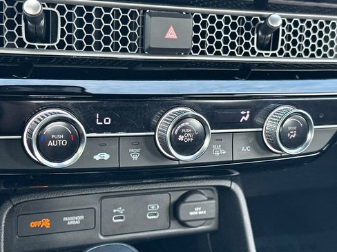 Certified 2025 Honda Civic Sport image 18