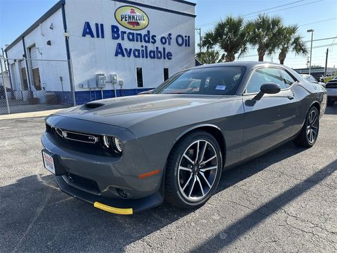 New 2023 Dodge Challenger GT w/ Plus Package image 10