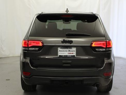 Used 2020 Jeep Grand Cherokee Altitude AWD/4WD image 11