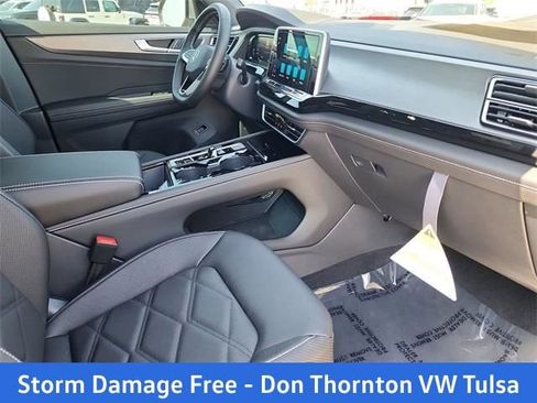 New 2026 Volkswagen Atlas Cross Sport SE AWD/4WD image 17