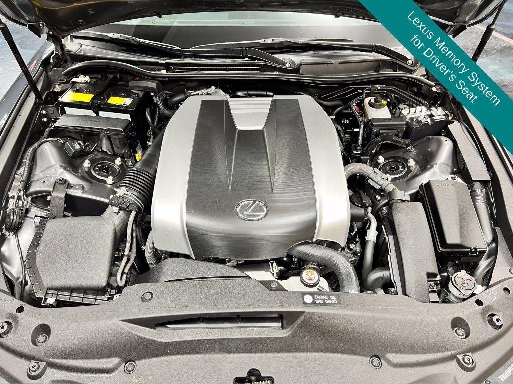 Used 2022 Lexus IS 350 F Sport w/ Navigation Package RWD image 10