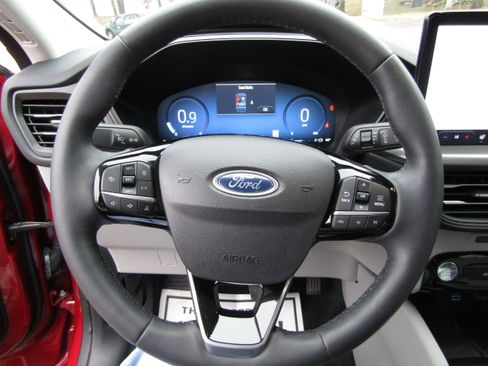 Used 2023 Ford Escape Active w/ Tech Pack #2 AWD/4WD image 24