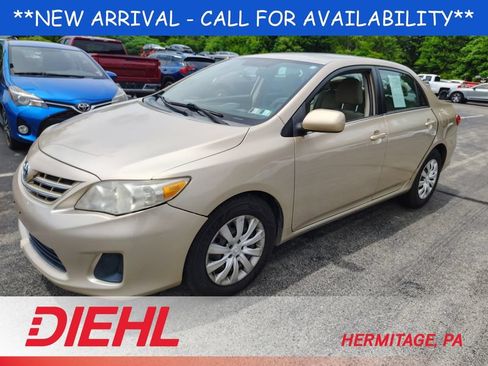 Used 2013 Toyota Corolla LE FWD image 1